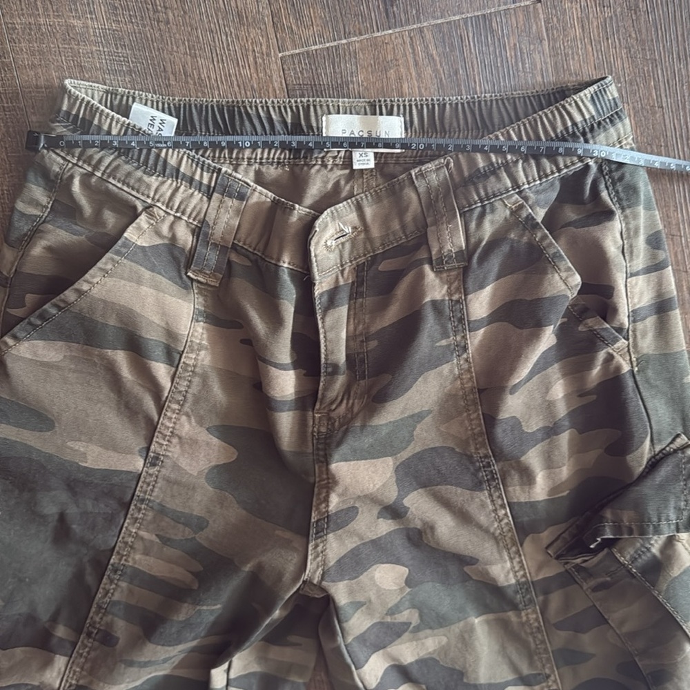 PacSun Camo Cargo Pants (XS) - Picture 8 of 12